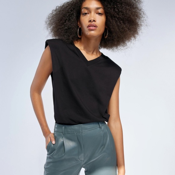 NWT Babaton Shoulder Pad Shirt XXS - Picture 1 of 11